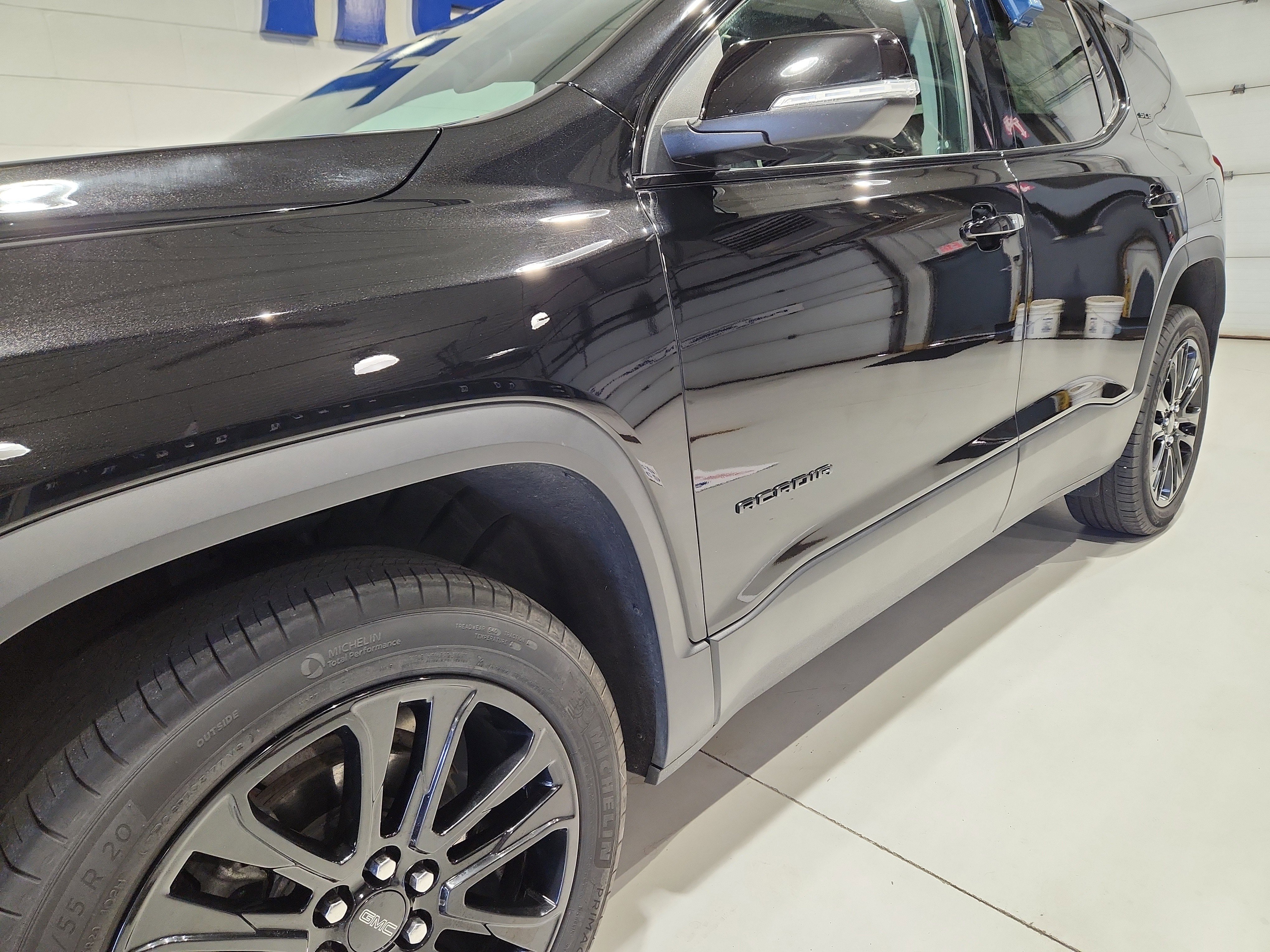 Certified 2023 GMC Acadia SLE w/ Elevation Edition image 22