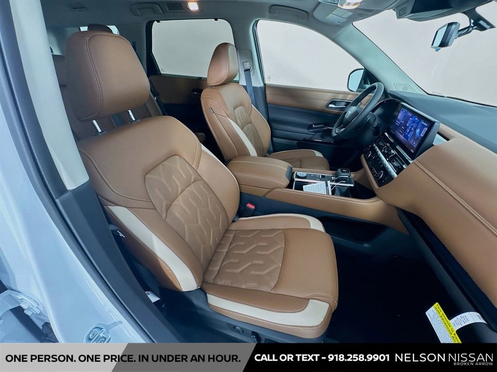 New 2026 Nissan Pathfinder Platinum image 30