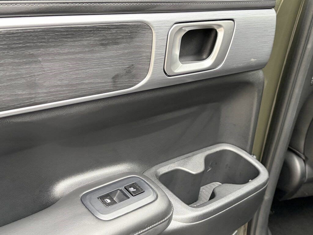 Used 2024 Hyundai Santa Fe Limited image 28