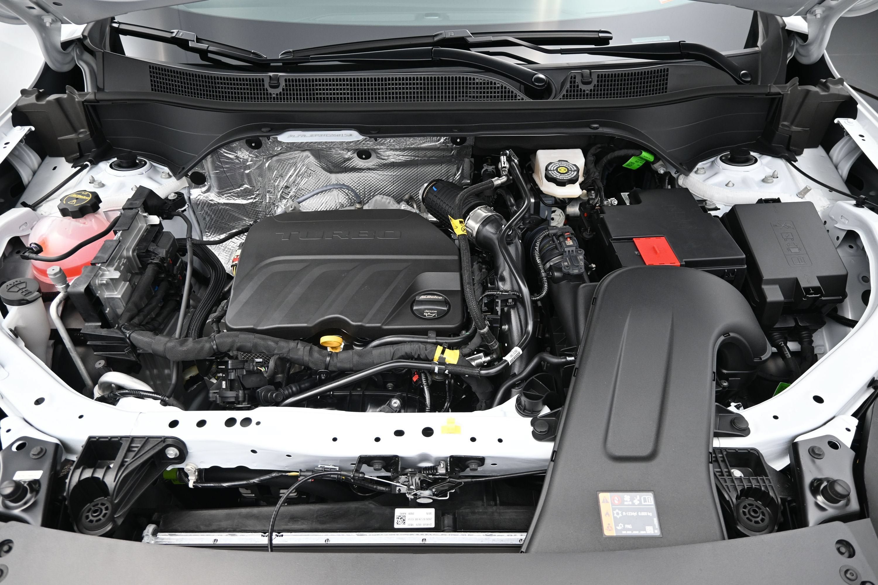 New 2026 Chevrolet Trax RS w/ Sunroof Package FWD image 31