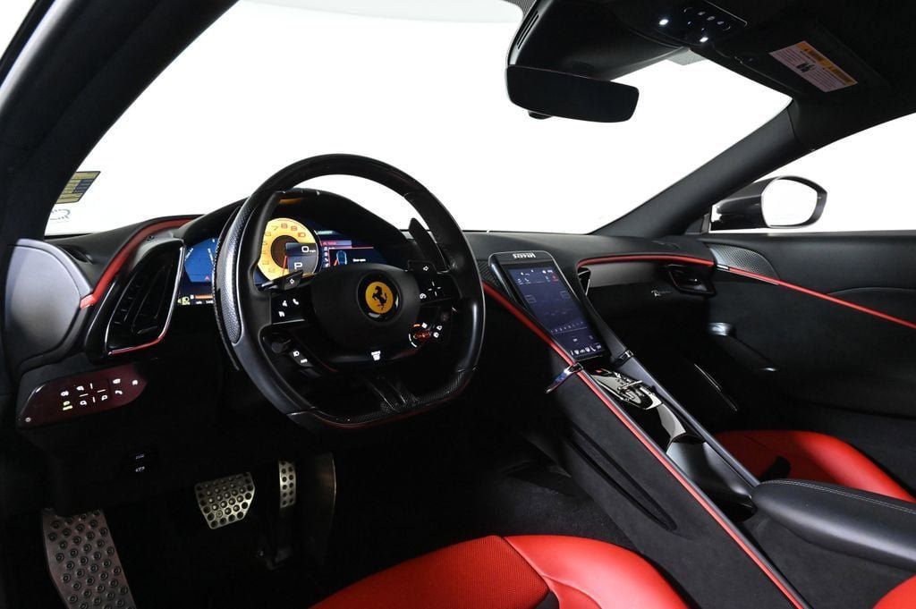 Certified 2022 Ferrari Roma RWD image 3