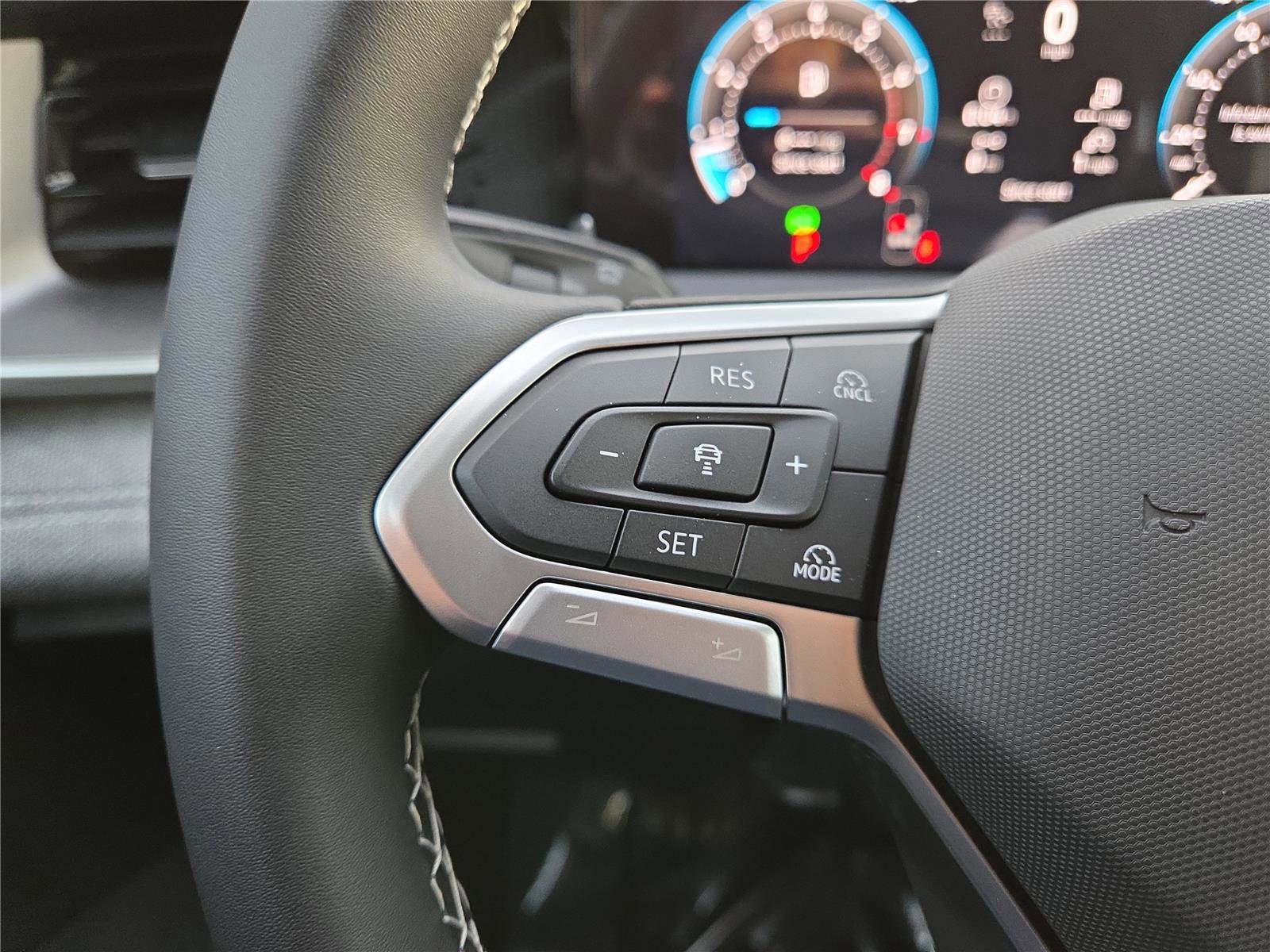 New 2026 Volkswagen Tiguan S image 16