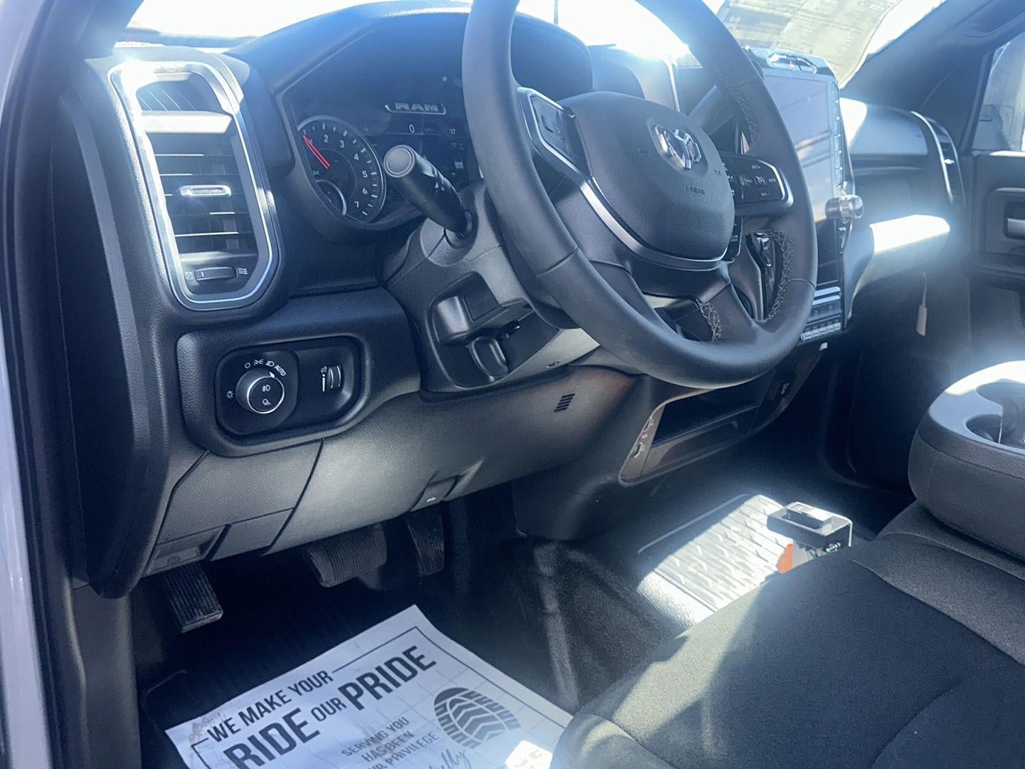 New 2026 RAM 5500 4x4 Regular Cab image 11