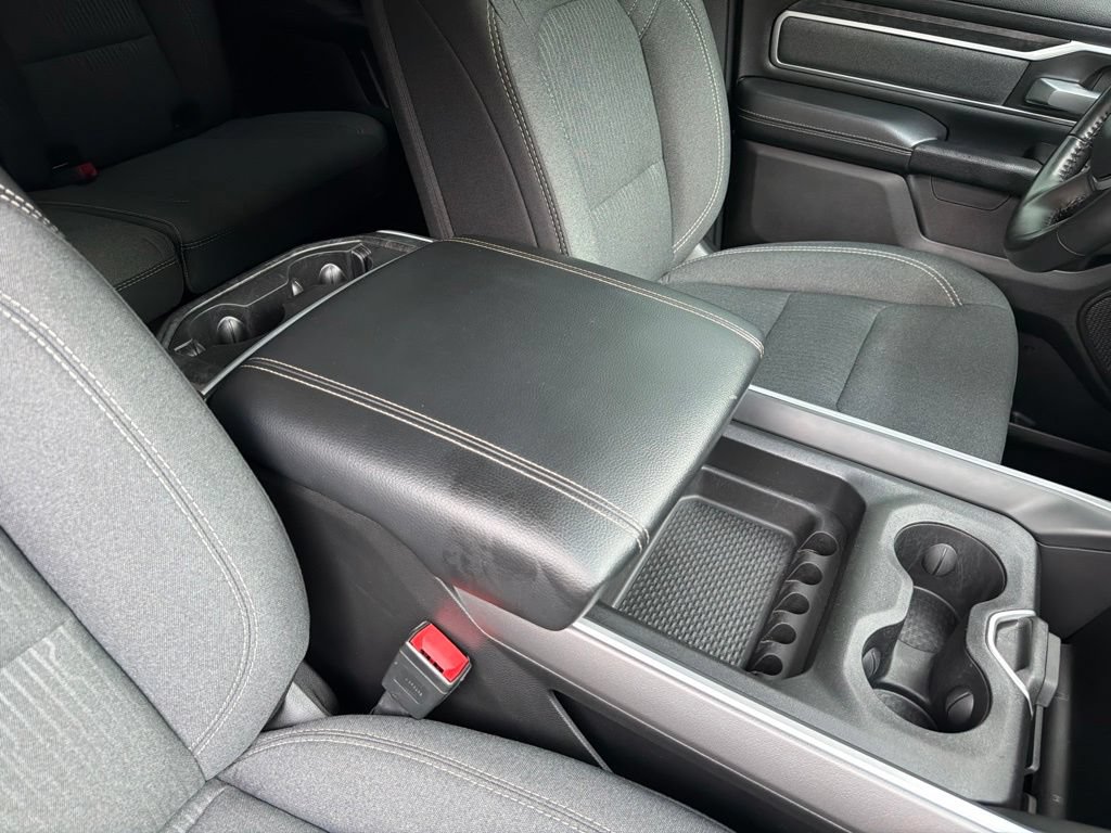 Used 2022 RAM 1500 Big Horn AWD/4WD image 36