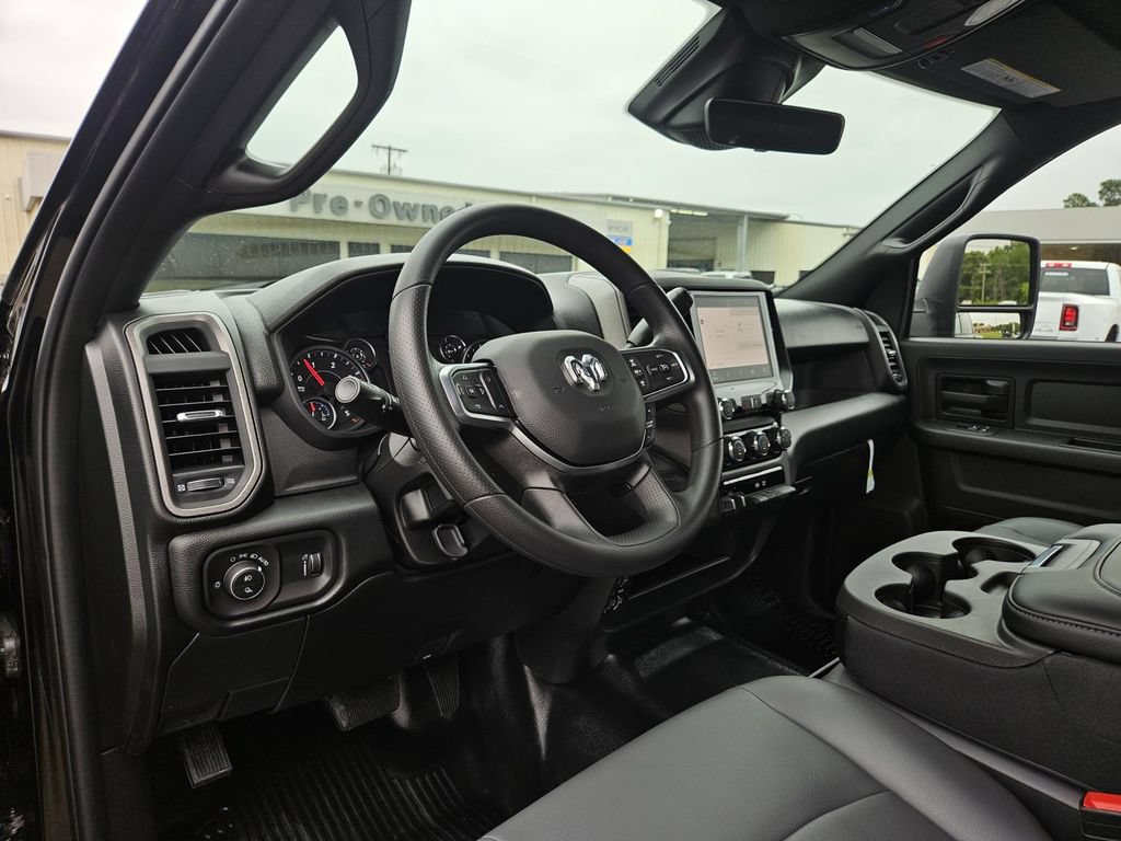 New 2026 RAM 3500 Tradesman AWD/4WD image 13