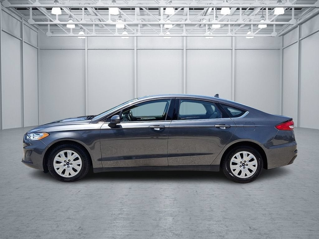 Used 2020 Ford Fusion S FWD image 9