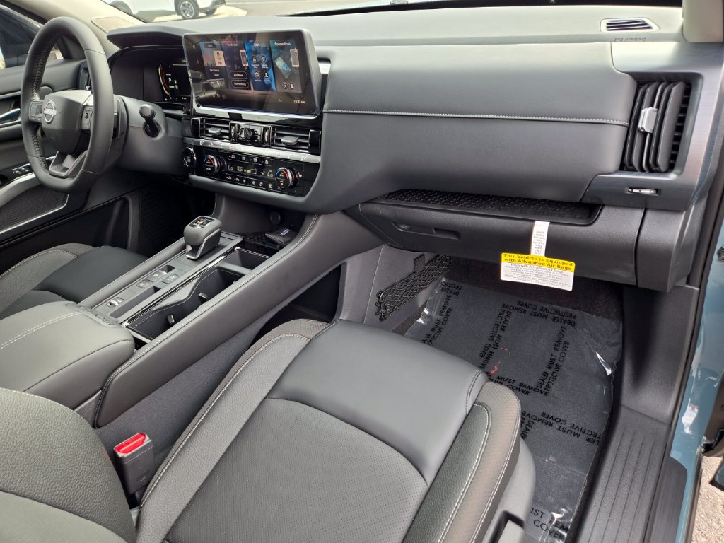 New 2026 Nissan Pathfinder SL w/ SL Premium Package FWD image 26