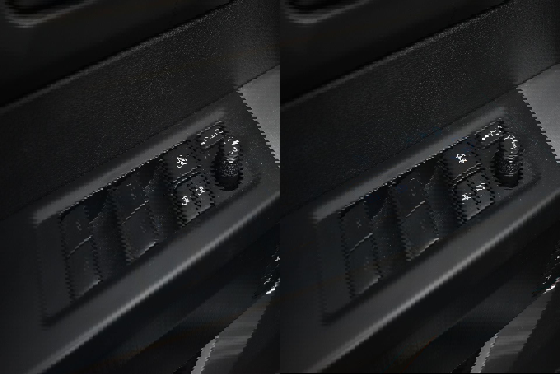 Used 2023 Toyota Tundra Platinum image 11