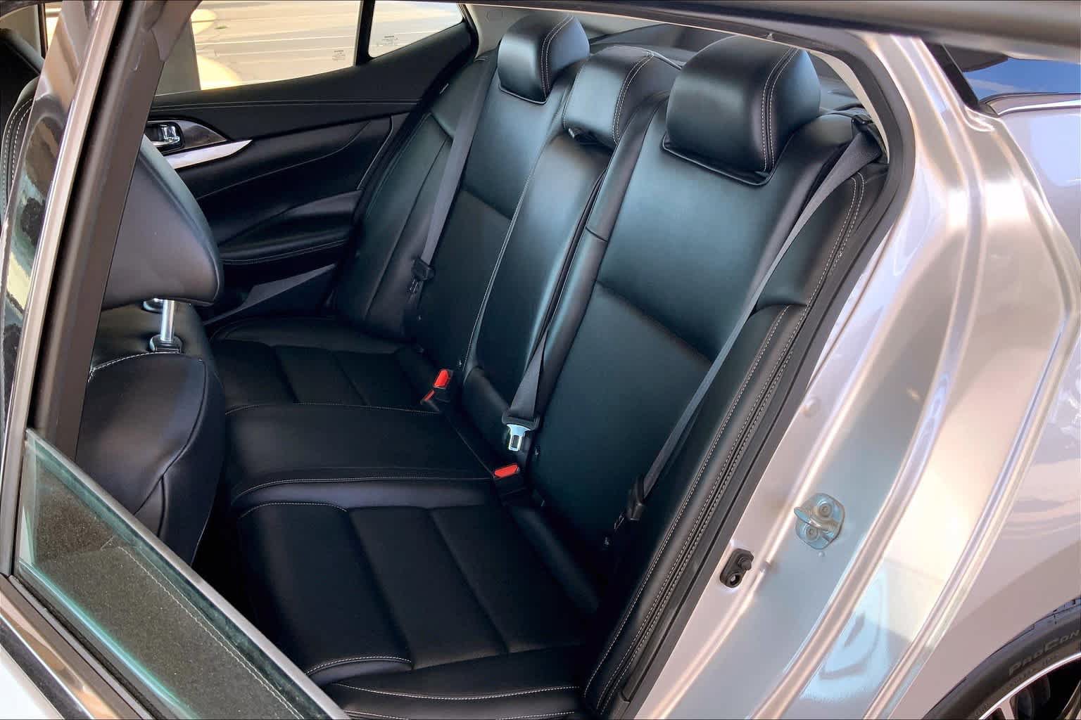 Used 2022 Nissan Maxima SV w/ Floor Mat Group FWD image 18