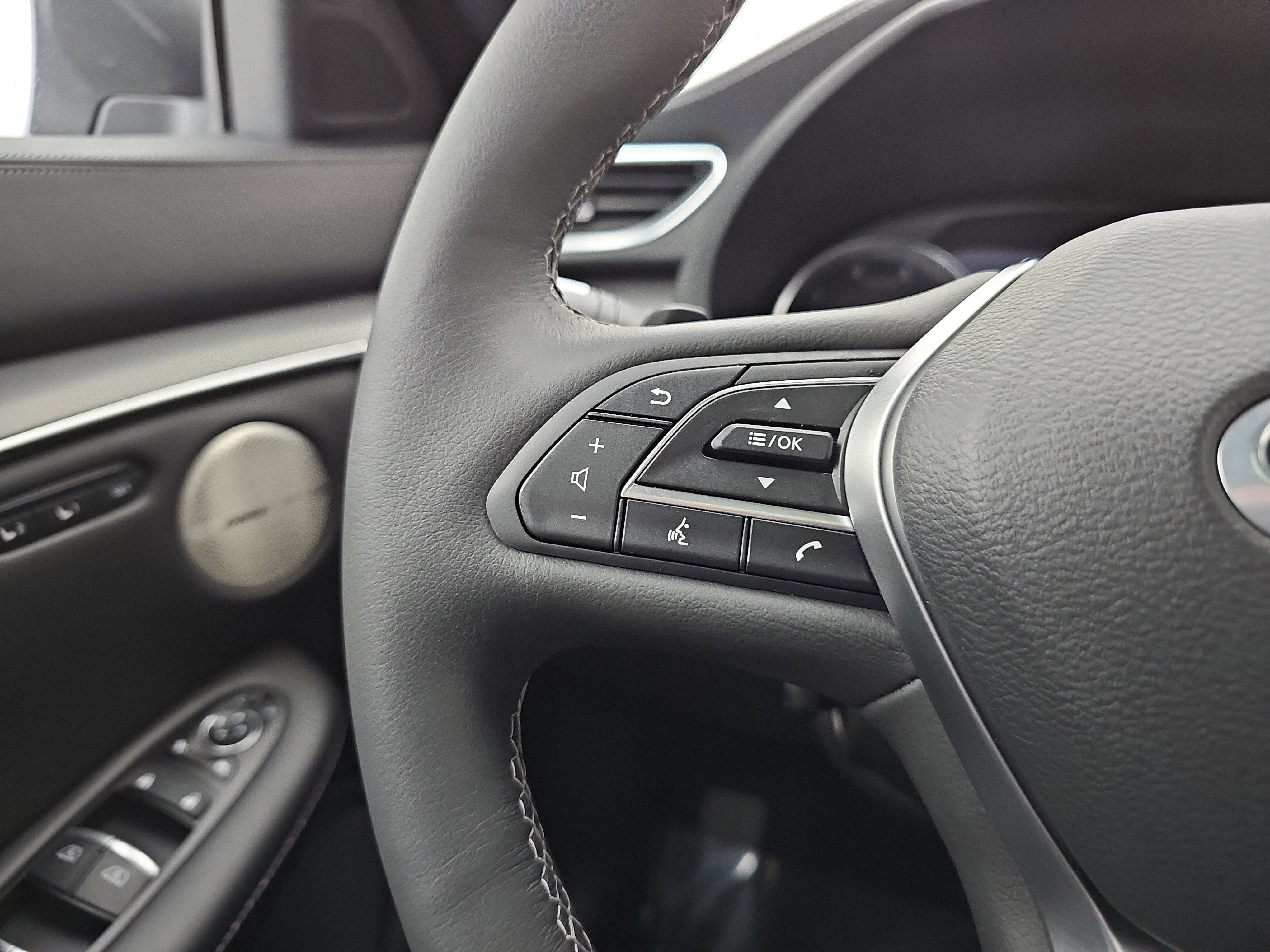 Used 2024 INFINITI QX55 Essential image 34