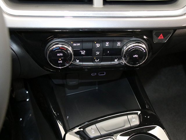 New 2026 Chevrolet Trax ACTIV w/ Driver Confidence Package image 23