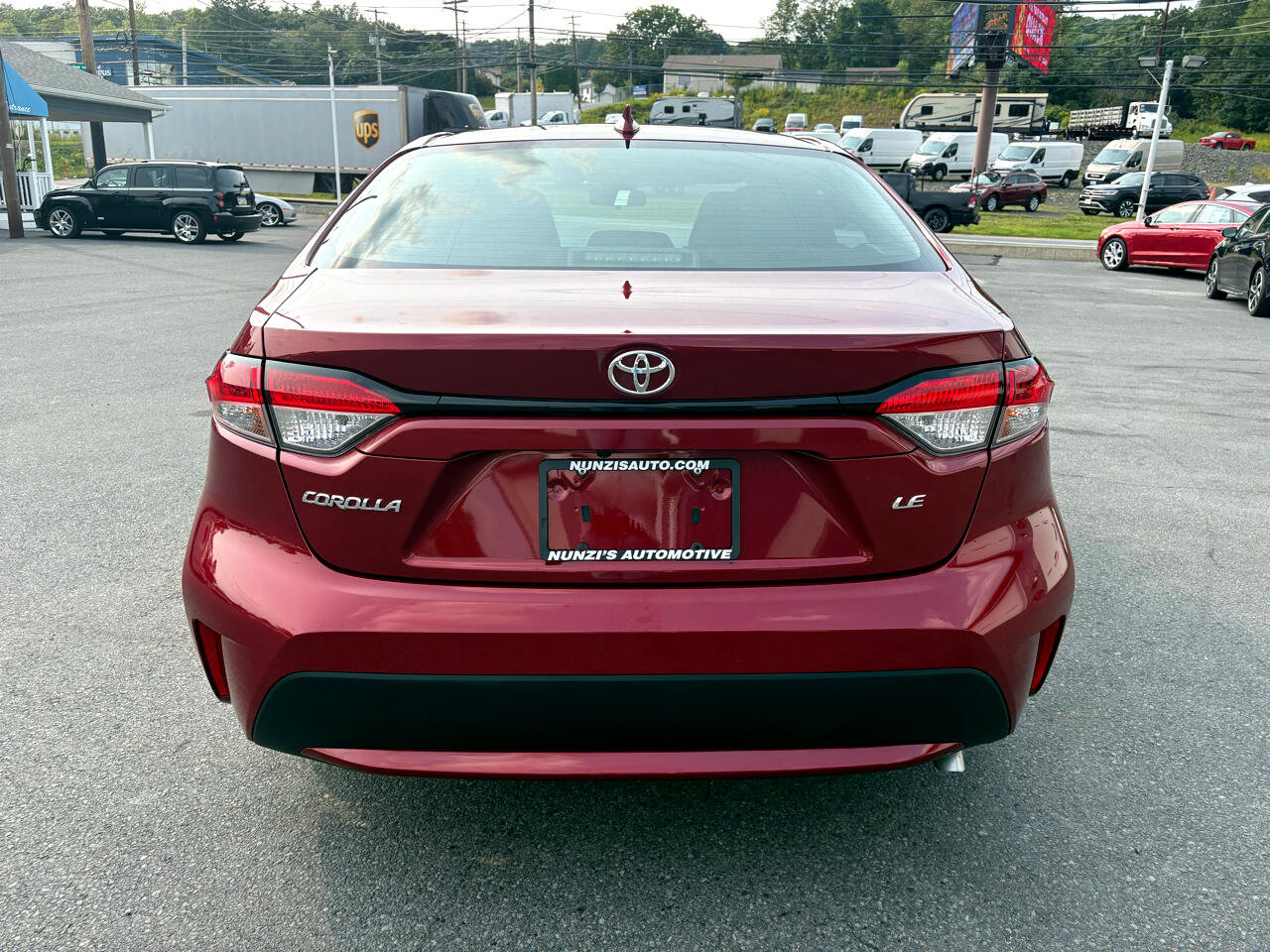 Used 2022 Toyota Corolla LE image 4