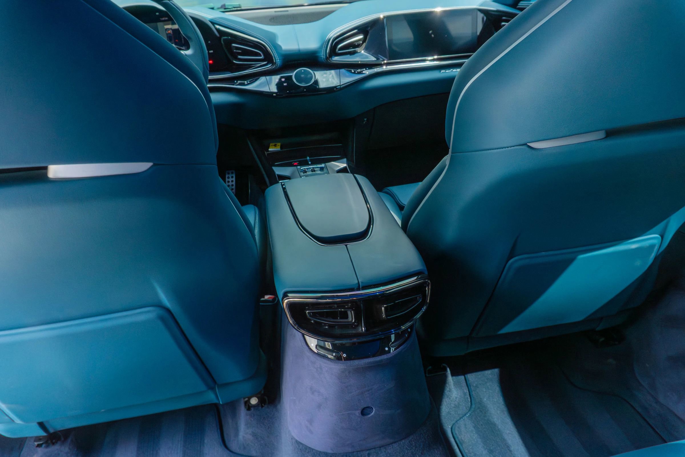 Used 2024 Ferrari Purosangue image 74