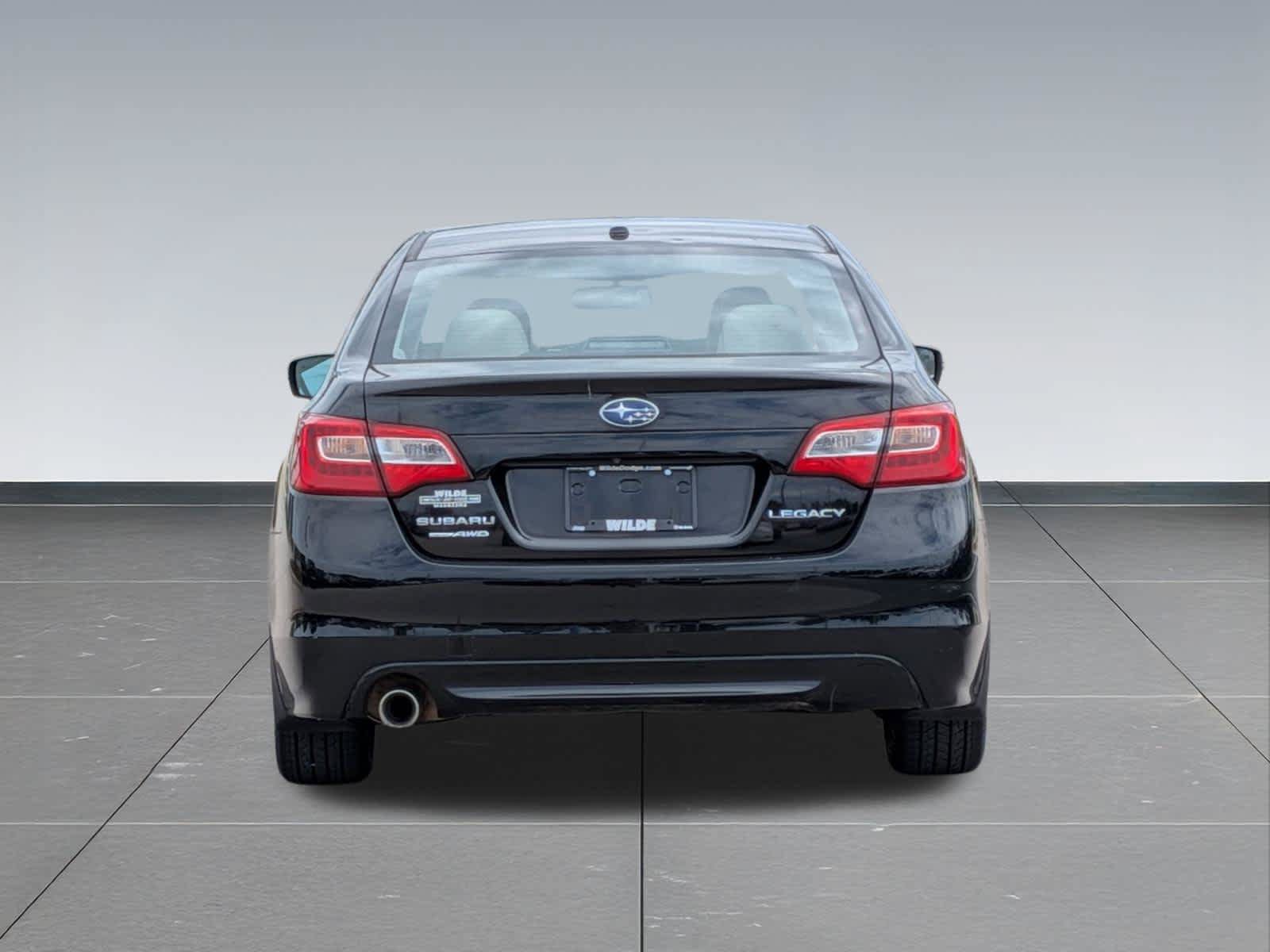 Used 2015 Subaru Legacy 2.5i Limited AWD/4WD image 4