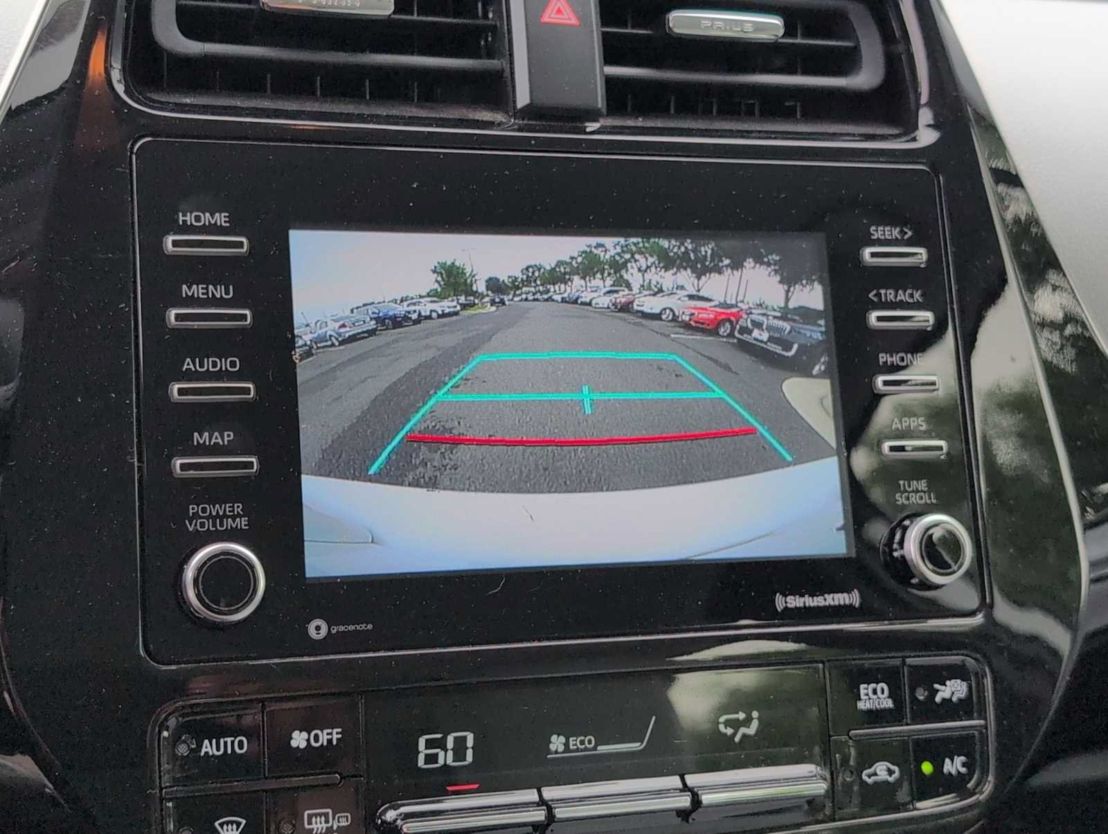 Used 2022 Toyota Prius XLE AWD/4WD image 27