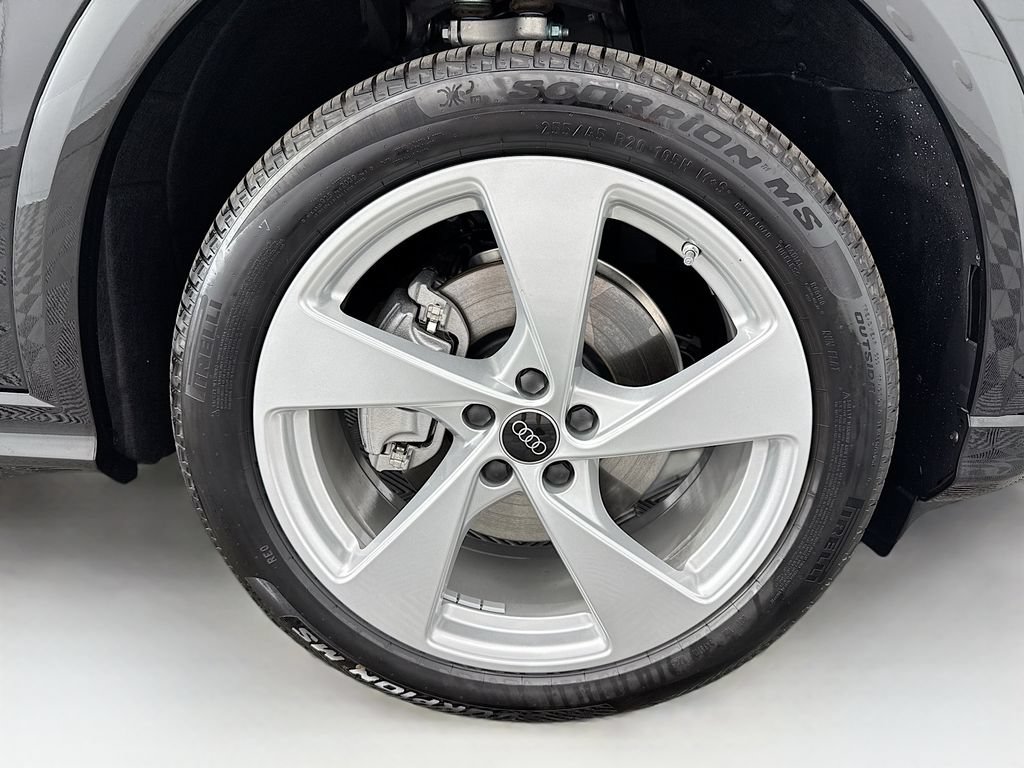 Used 2025 Audi Q5 Premium Plus w/ Premium Plus AWD/4WD image 33