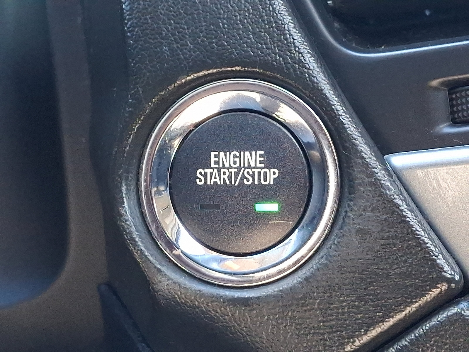 Used 2019 Chevrolet Suburban Premier AWD/4WD image 27
