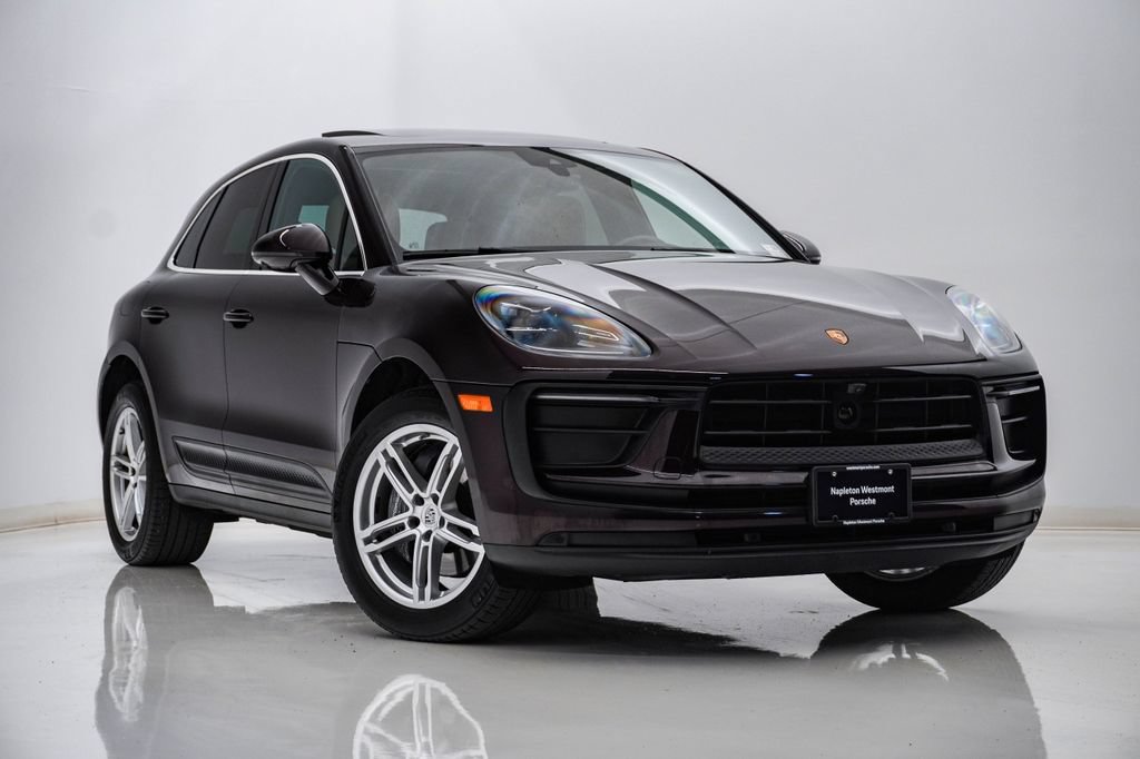 Used 2023 Porsche Macan Turbo AWD/4WD image 8