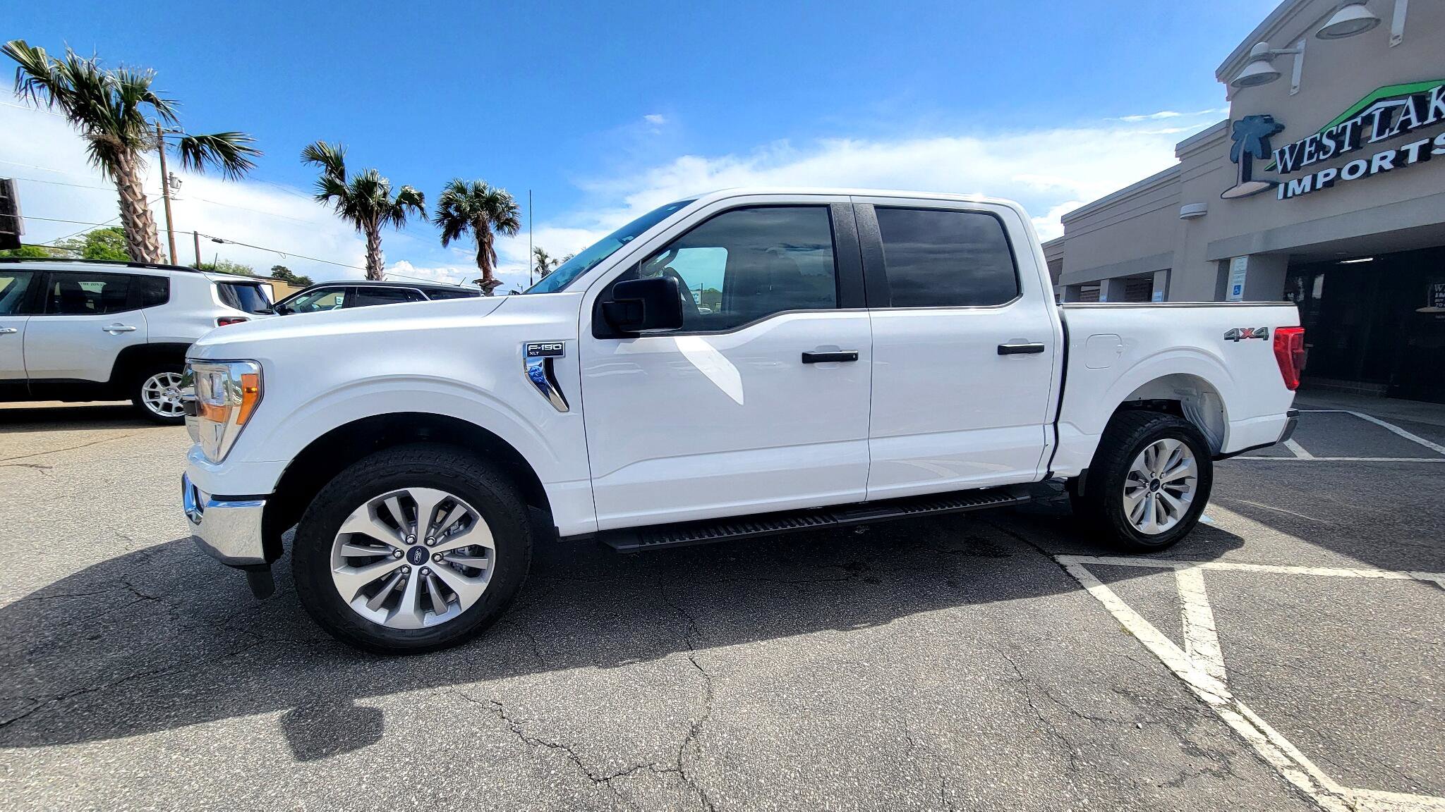 Used 2022 Ford F150 XLT w/ Trailer Tow Package image 7