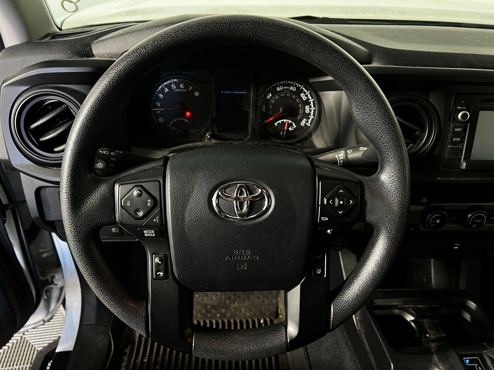 Used 2019 Toyota Tacoma SR image 9