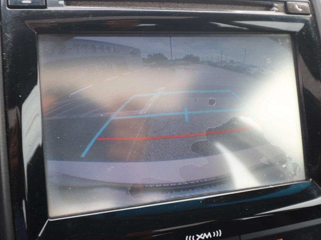 Used 2016 Toyota Camry SE w/ Moonroof Package FWD image 6