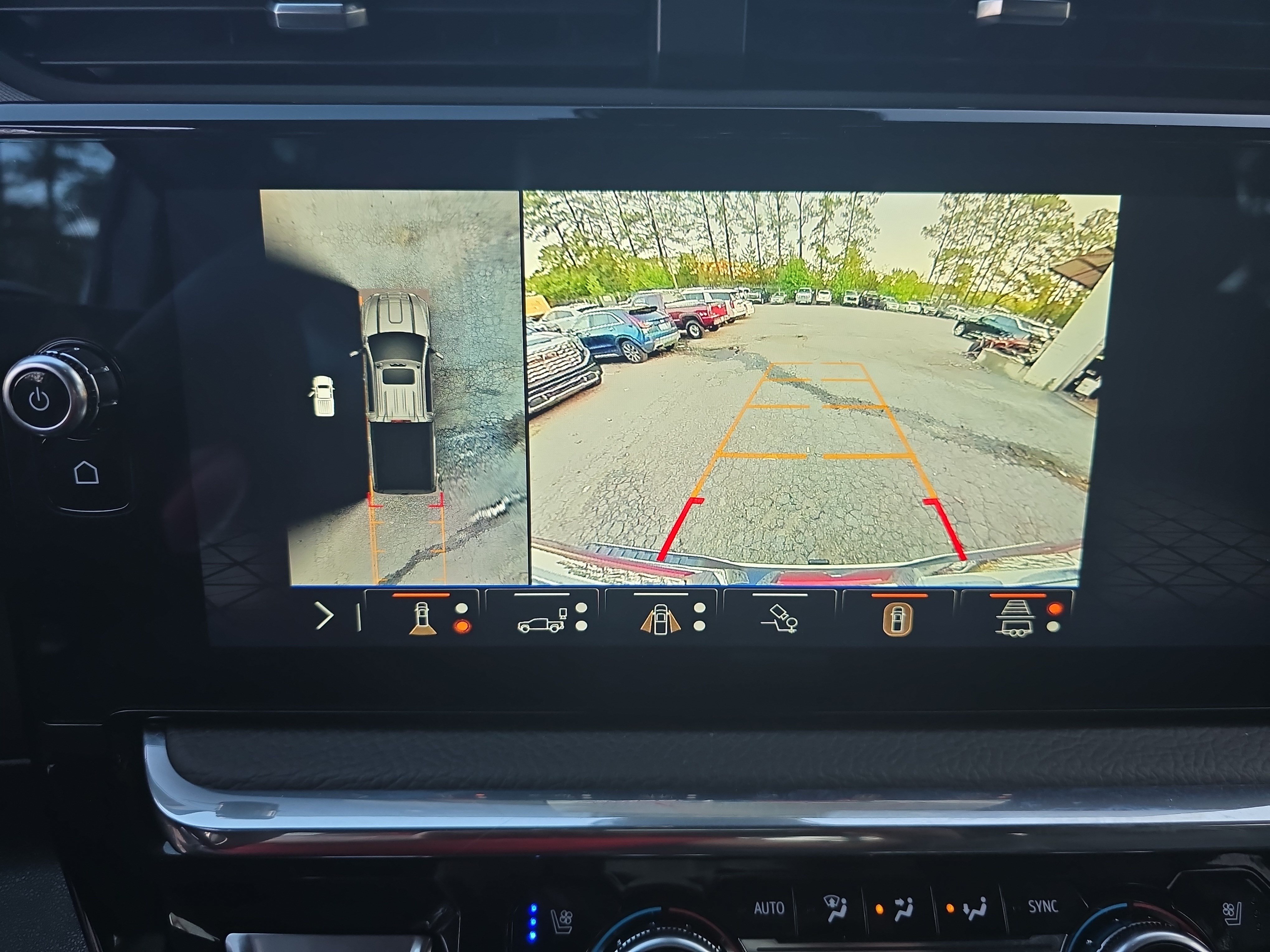 Used 2024 GMC Sierra 2500 Denali w/ Denali Reserve Package AWD/4WD image 23