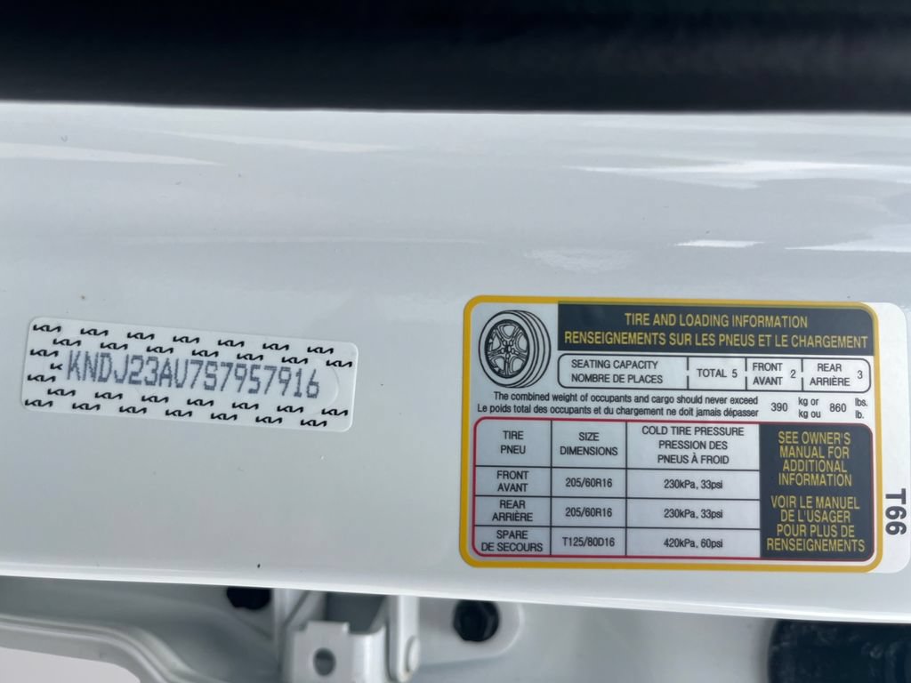Certified 2025 Kia Soul LX FWD image 20