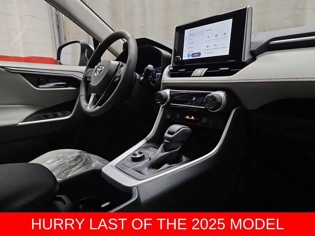 New 2025 Toyota RAV4 XLE image 26