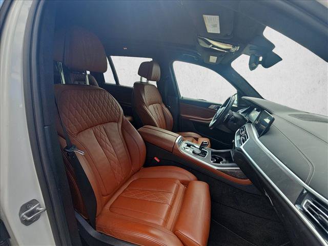 Used 2022 BMW X7 M50i AWD/4WD image 16