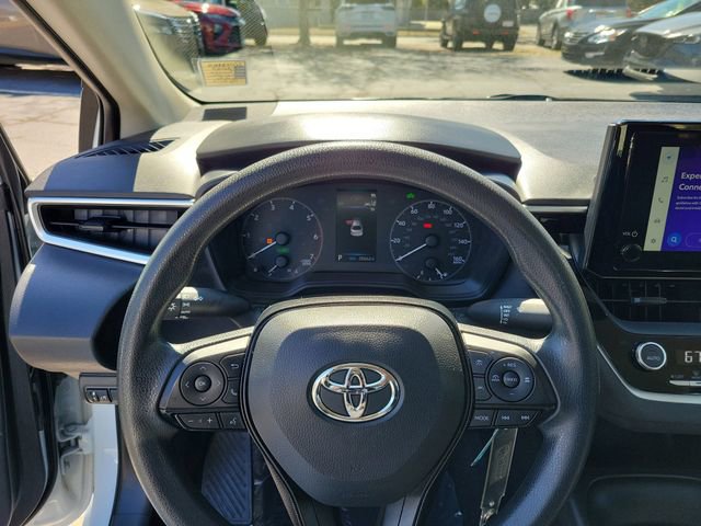 Used 2025 Toyota Corolla LE image 16