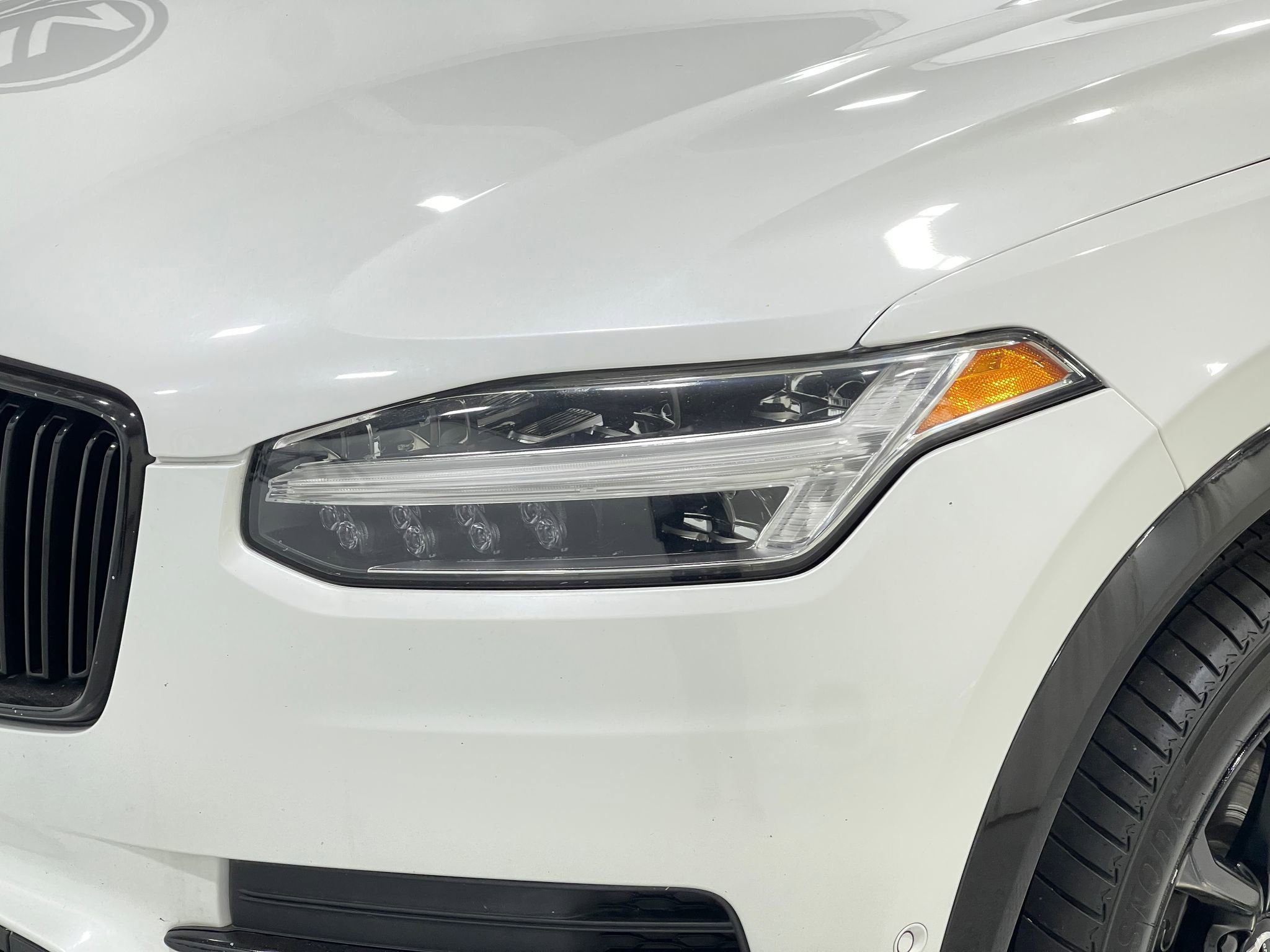 Used 2018 Volvo XC90 T5 Momentum w/ Convenience Package FWD image 35