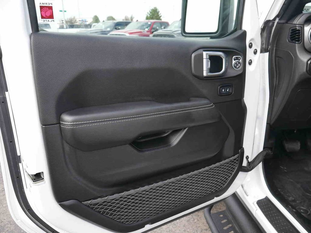 Certified 2021 Jeep Wrangler Unlimited Rubicon image 31