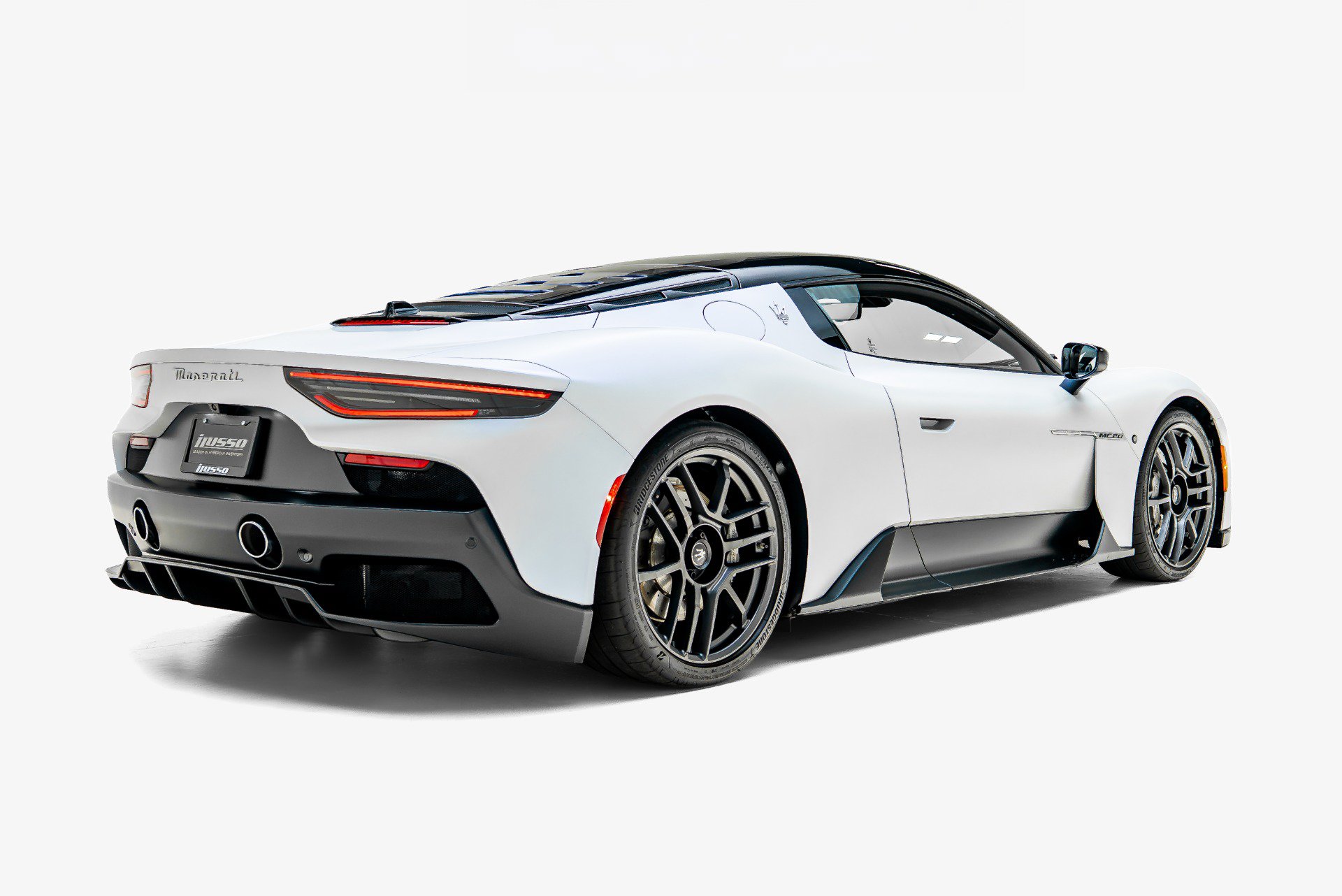 Used 2023 Maserati MC20 Coupe RWD image 2
