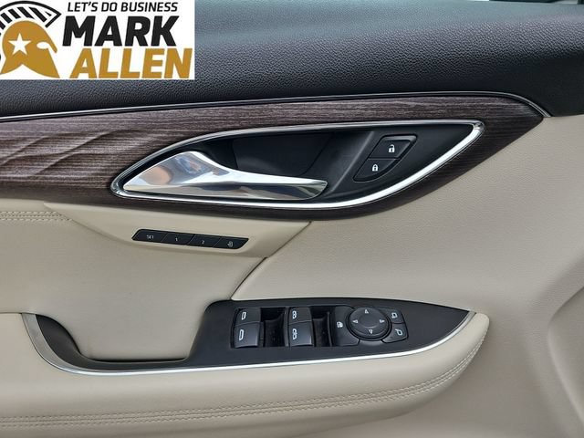 Used 2023 Buick Envision Avenir FWD image 23