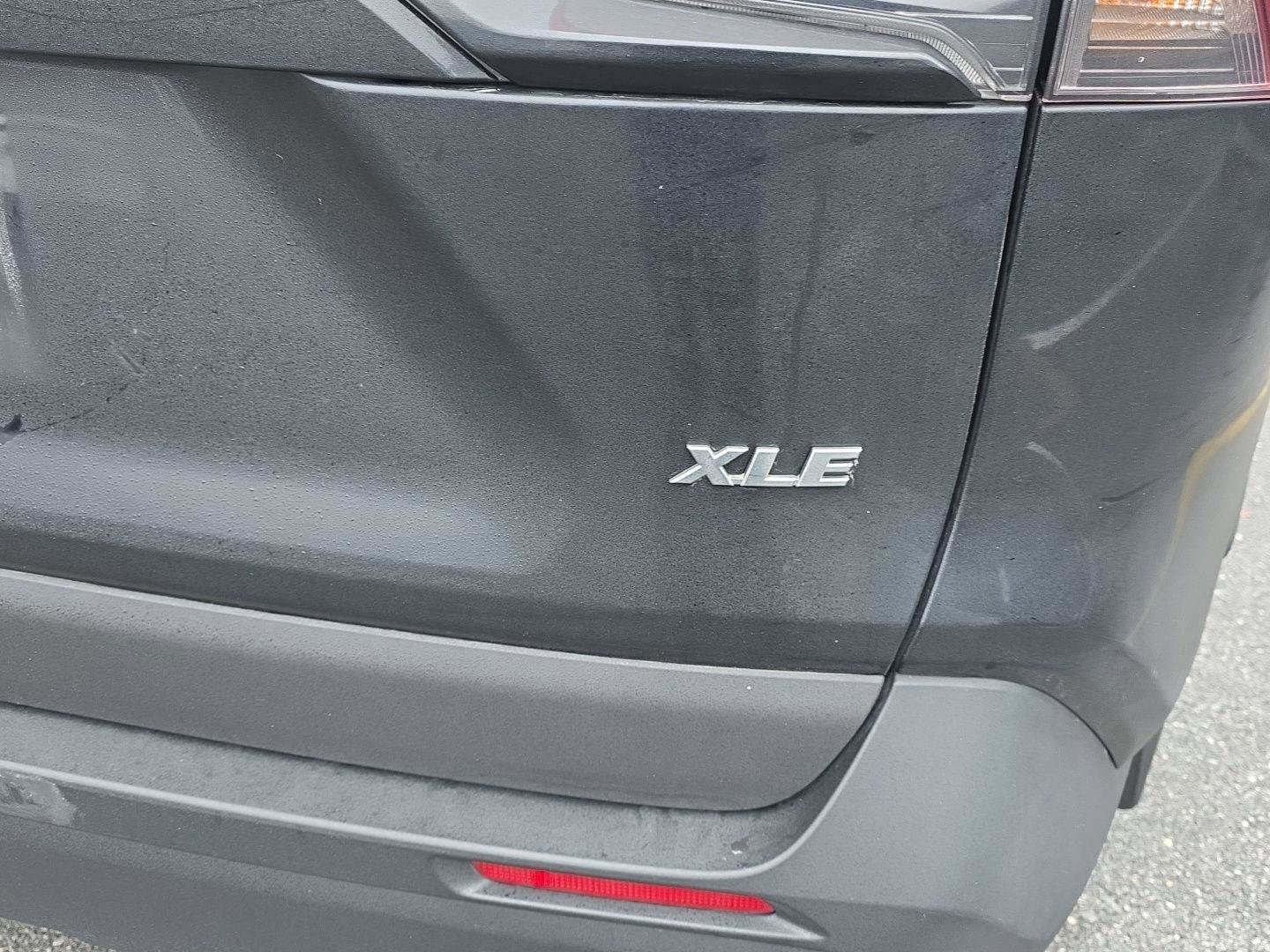 Used 2024 Toyota RAV4 XLE Premium image 14