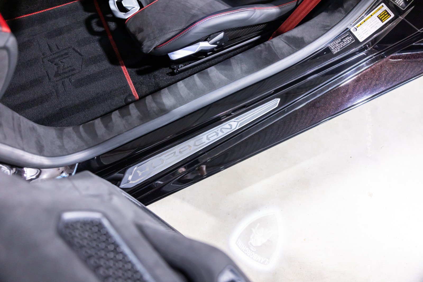 Used 2024 Lamborghini Huracan Tecnica RWD image 39