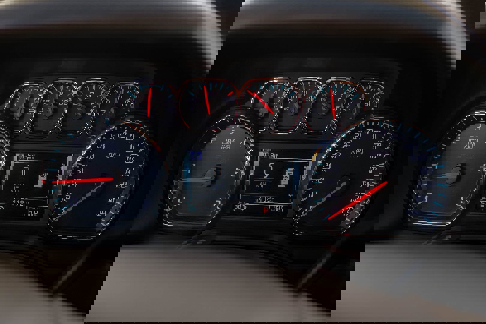 Used 2018 GMC Yukon SLT w/ Open Road Package image 17