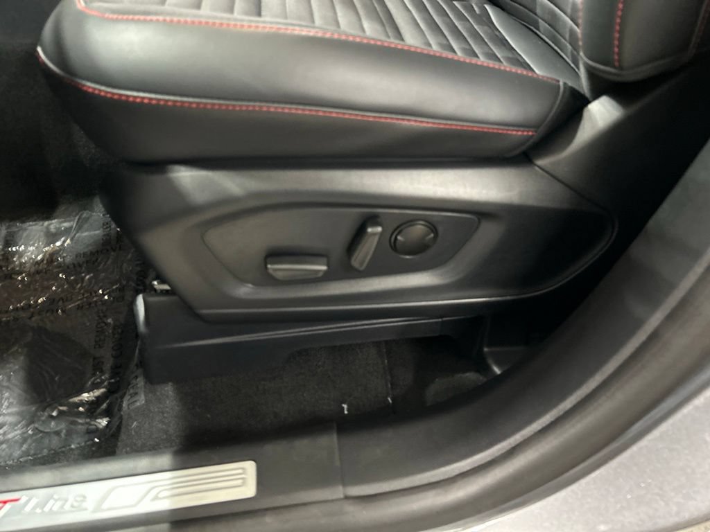 New 2027 Ford Explorer ST-Line AWD/4WD image 11