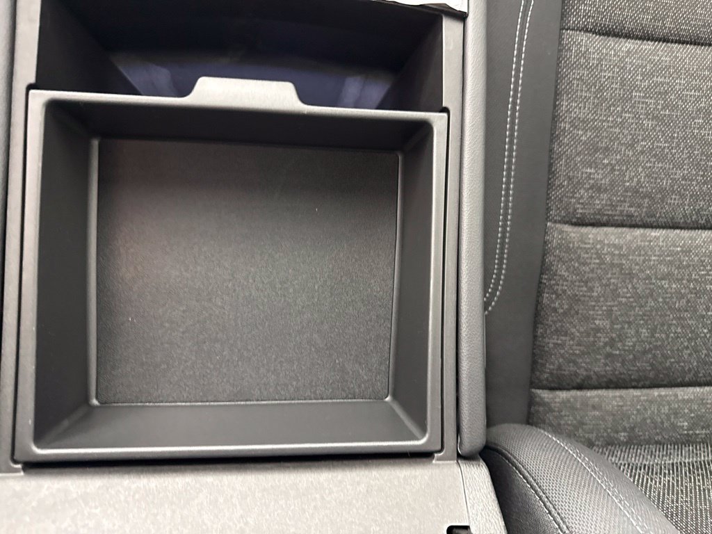 New 2027 Chevrolet Traverse LT FWD image 23