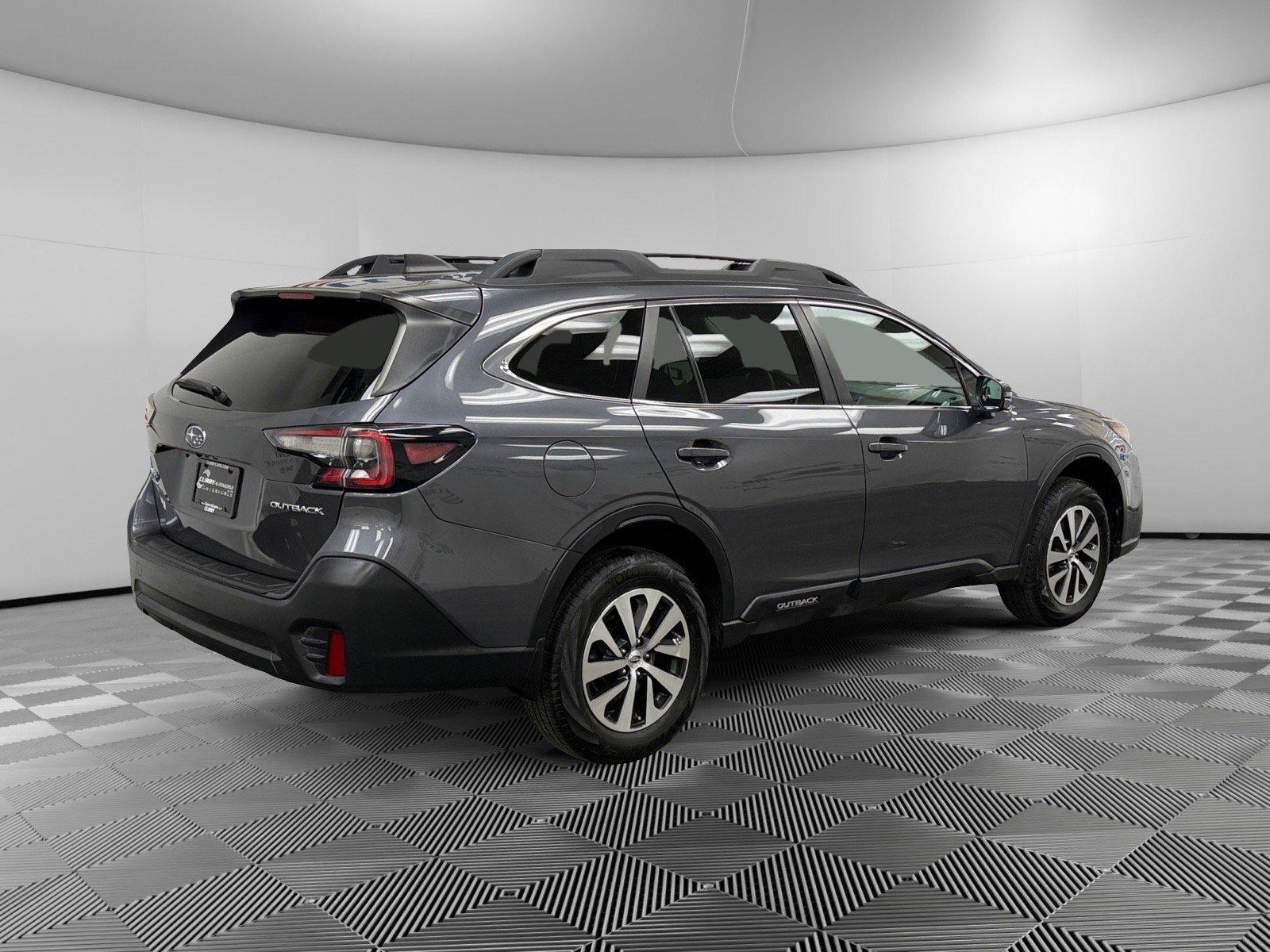 Used 2022 Subaru Outback Premium image 5