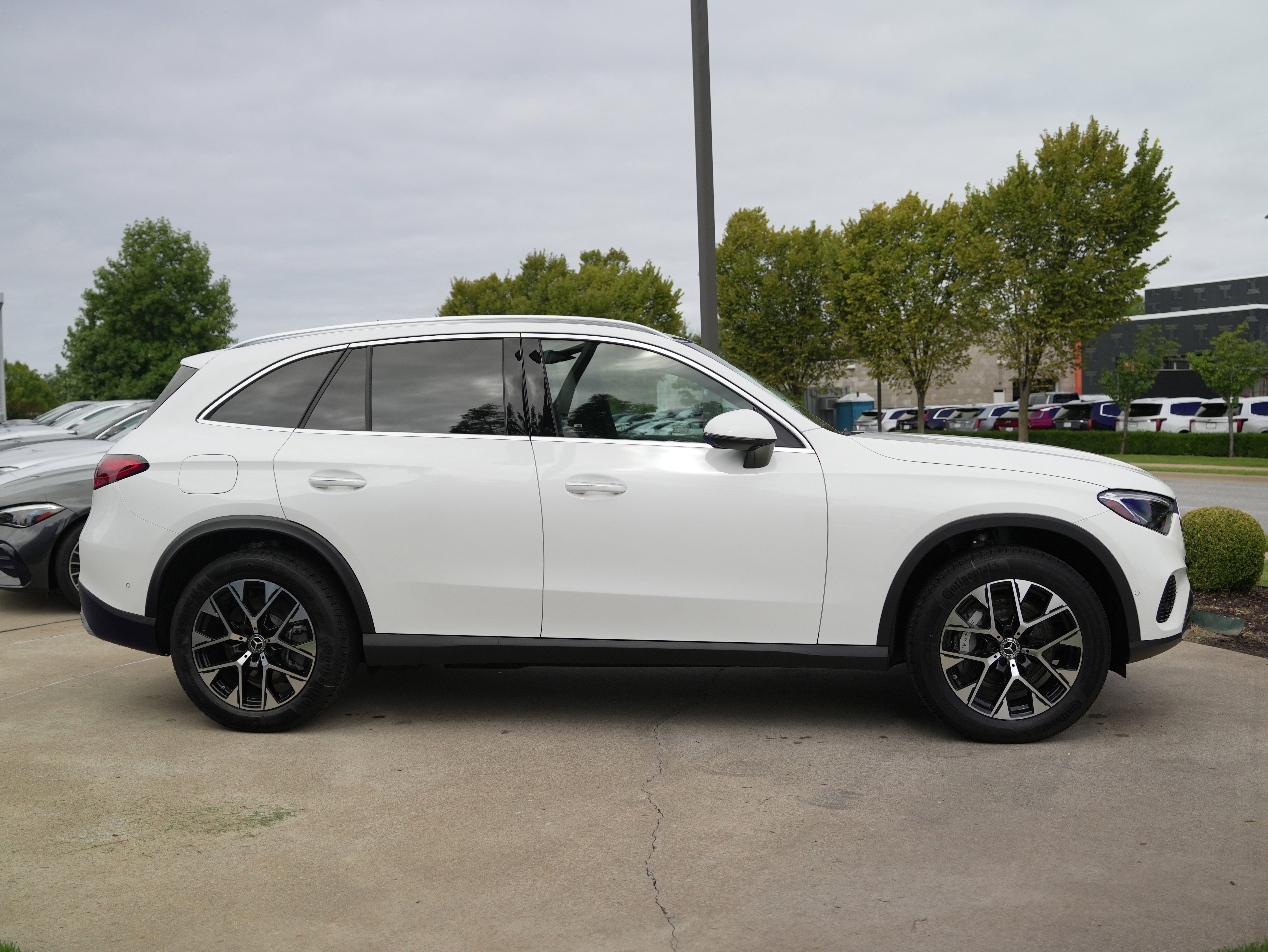 New 2026 Mercedes-Benz GLC 350e 4MATIC image 7