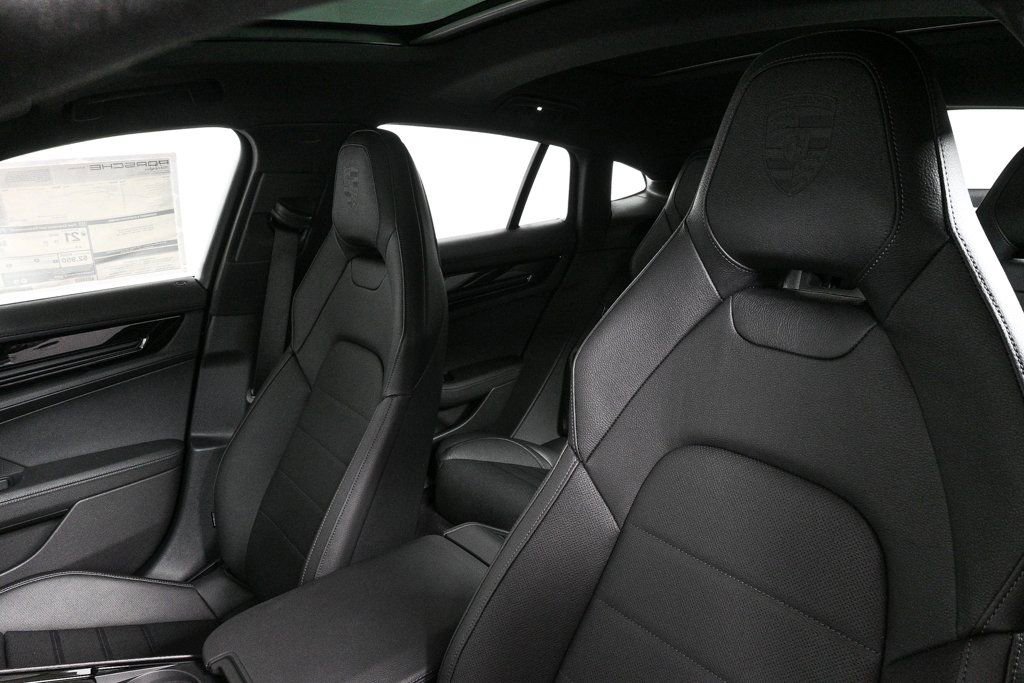 New 2026 Porsche Panamera image 5