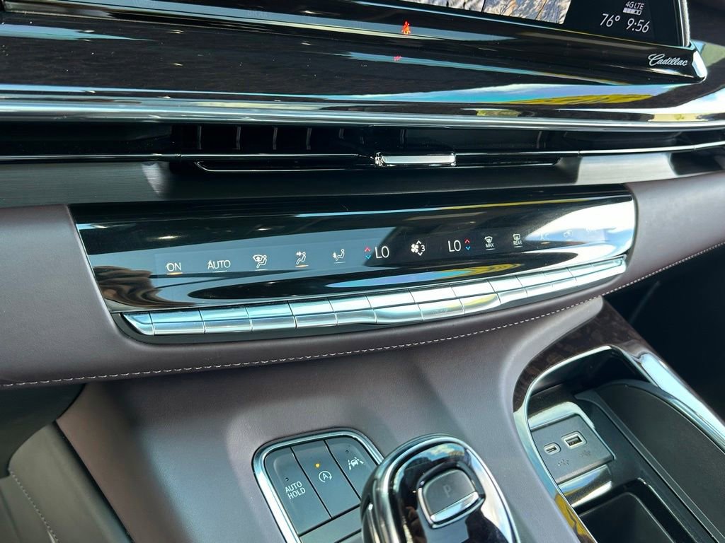 Used 2023 Cadillac Escalade Sport Platinum w/ LPO, ONYX Package AWD/4WD image 27