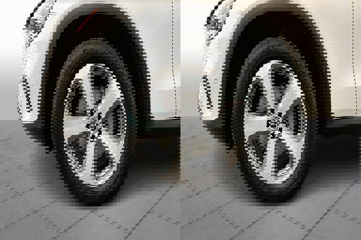 Used 2022 Mercedes-Benz GLC 300 image 10