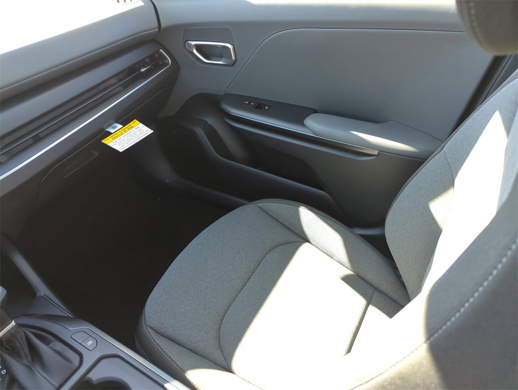 New 2026 Kia K4 LXS image 15