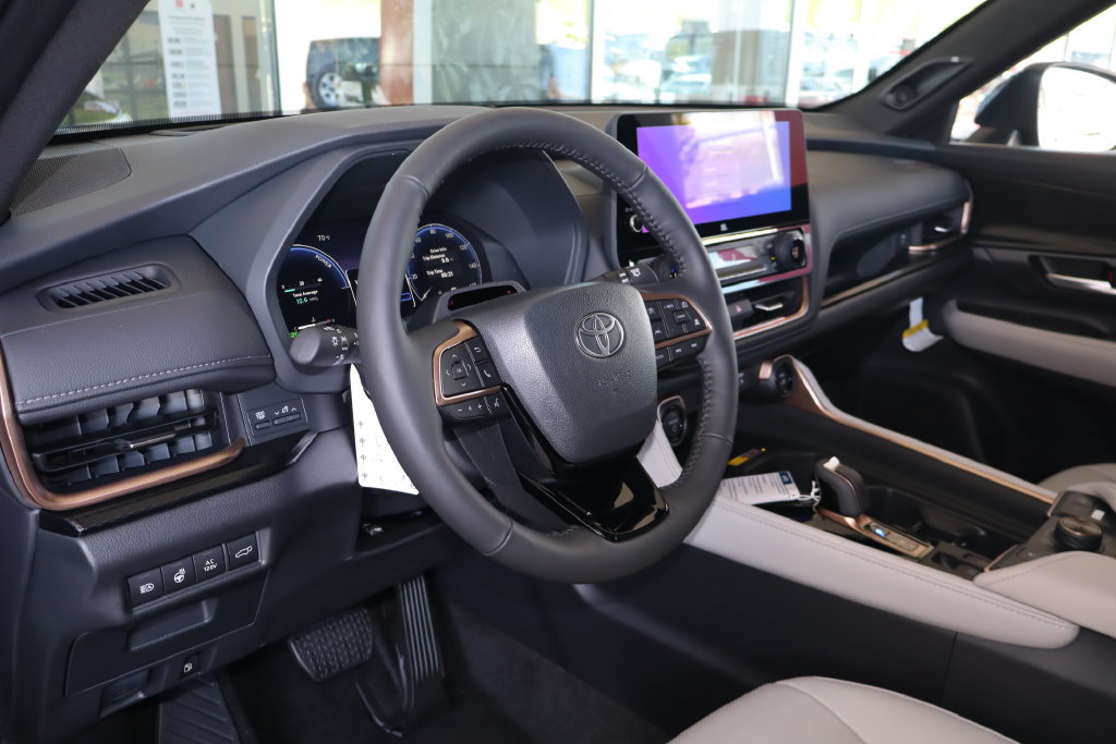 New 2026 Toyota Grand Highlander AWD Hybrid image 19