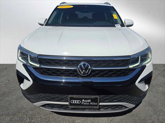 Used 2022 Volkswagen Taos SEL w/ Panoramic Sunroof Package image 8