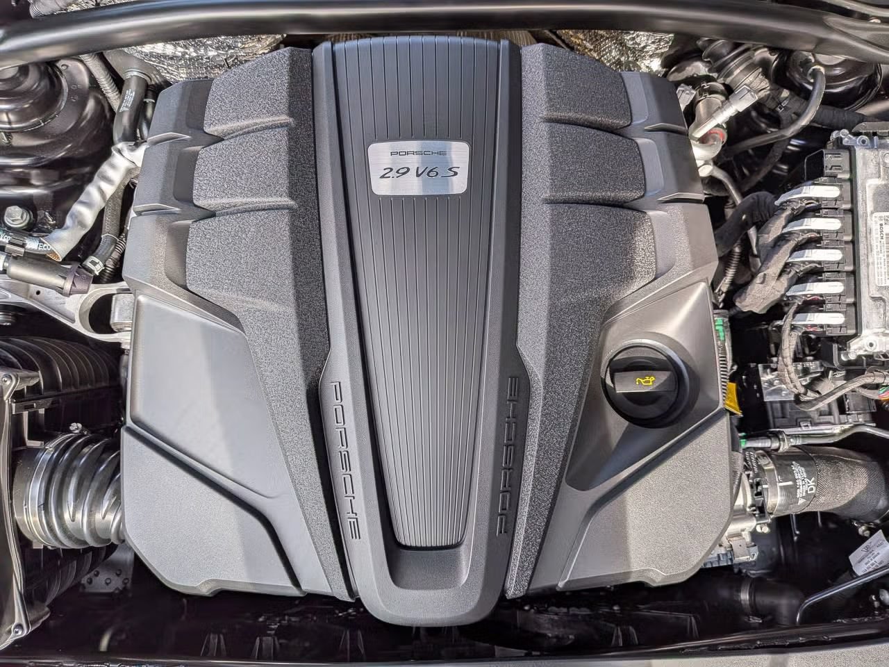 Certified 2026 Porsche Macan S AWD/4WD image 26