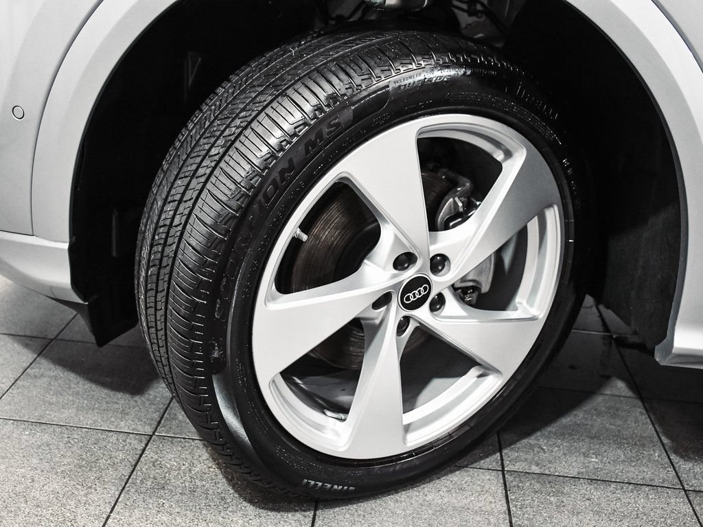 Used 2025 Audi Q5 Premium Plus w/ Premium Plus AWD/4WD image 7