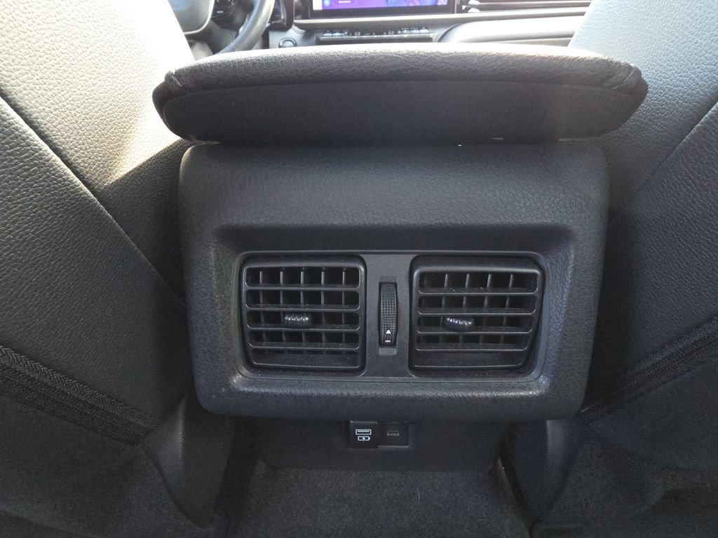 Used 2025 Toyota Camry XSE w/ Premium Plus Package image 31